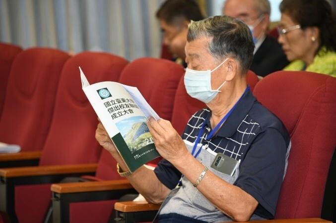 曾富興校長